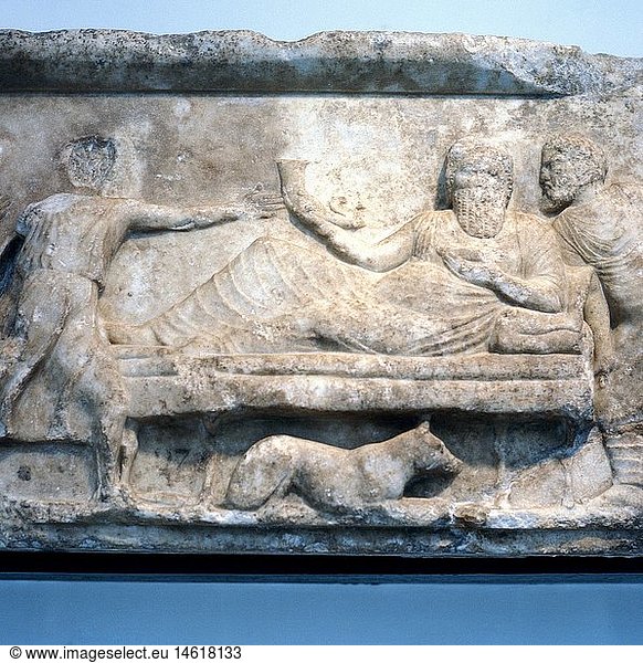Kunst  Antike  Griechenland  Bildhauerei  Relief  Detail  Ã¤lterer Mann bei Gelage aus Rhyton trinkend  Stein  3. Jahrhundert v.Chr.  Britisches Museum  London