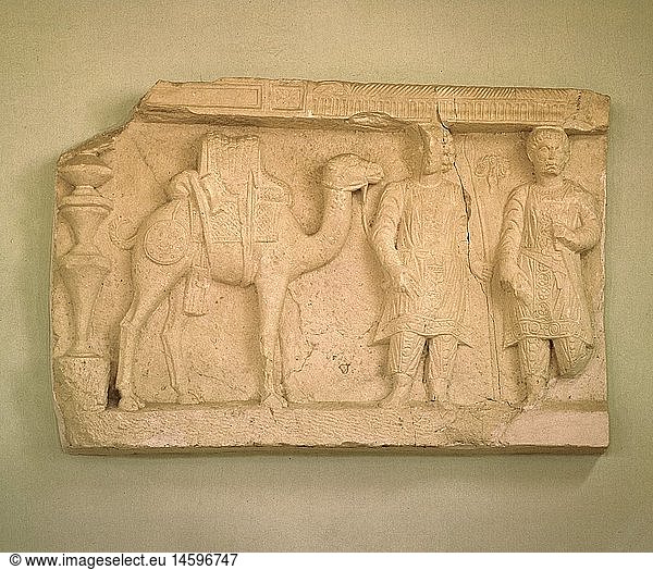 Kunst  Epochen  RÃ¶misches Reich  Bildhauerei  Relief  beladenes Kamel mit Offizier und WaffentrÃ¤ger  2. Jahrhundert n.Chr.  Kalkstein  Museum  Palmyra