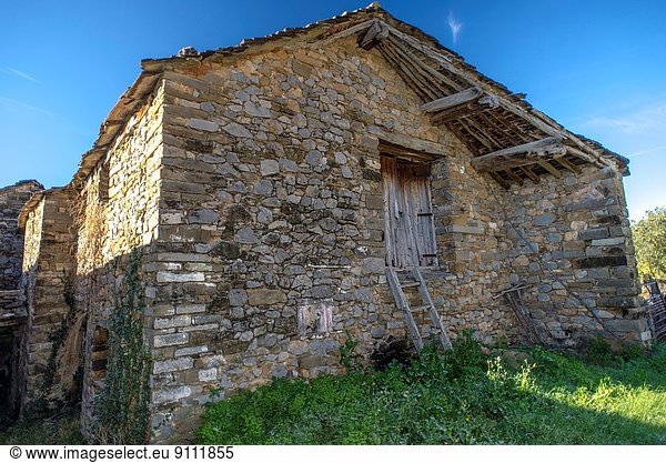 Ländliches Motiv  ländliche Motive  klein  Architektur  Dorf  Aragonien  Spanien
