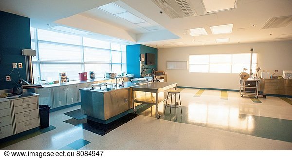 Laboratory for autopsy at the State Medical Examiners Office - Morgue ...