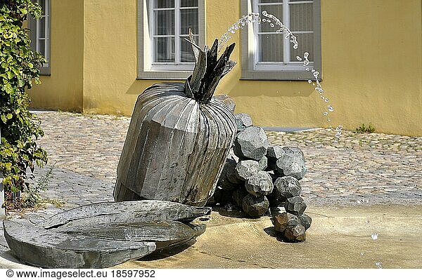 Lake Constance  Meersburg  city centre  old town  fountain