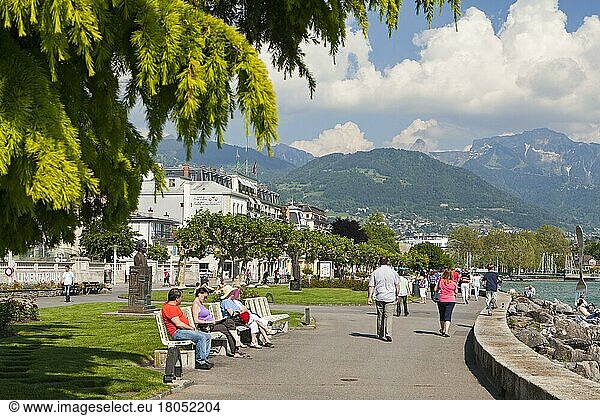 Lakeside promenade  Lake Geneva  Vevey  Canton Geneva  Switzerland  Europe