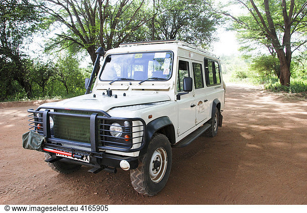 Landrover  Jeep  Tsavo National Park  Kenia  Afrika