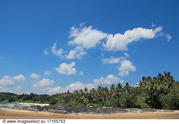 Landschaft am Strand von Sia  Lundu  Sarawak  Malaysia  Borneo