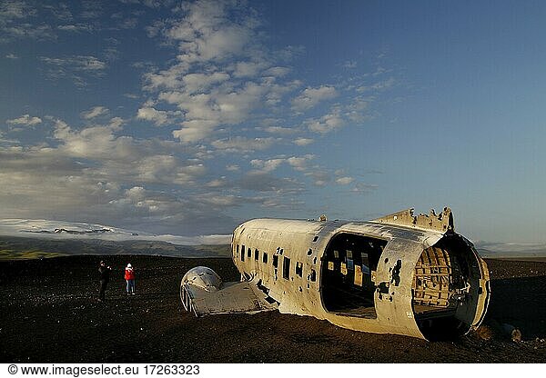 Lavawüste  Flugzeugwrack  Douglas DC-3 der US-Navy  Sander  Sólheimasandur  Südküste  Island  Europa