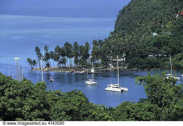 LCA  Saint Lucia: Marigot Bay.