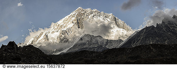 Lebuche and Nuptse mountains  Himalayas  Solo Khumbu  Nepal