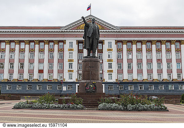 Lenin-Statue in Kursk  Gebiet Kursk  Russland  Eurasien