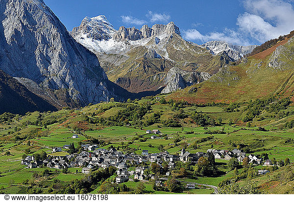Lescun in autumn and first snow on Pic d'Anie. Aspe Valley  Pyrenees  France