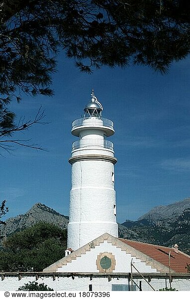 Lighthouse  Port de Soller  Majorca  Balearic Islands  Spain  Lighthouse  Majorca  Balearic Islands  Spain  Europe  vertical  Europe