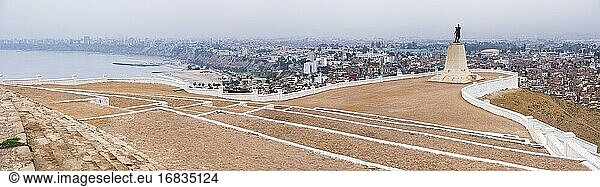 Lima vom Cerro San Cristobal aus gesehen  Provinz Lima  Peru