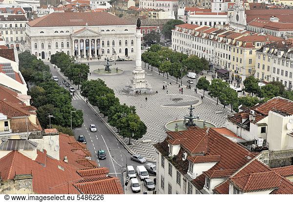 Lissabon Hauptstadt Europa sehen Quadrat Quadrate quadratisch quadratisches quadratischer Portugal Rossio Praça de D. Pedro IV