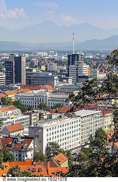 Ljubljana  Slowenien. Gesamtansicht des Stadtzentrums.