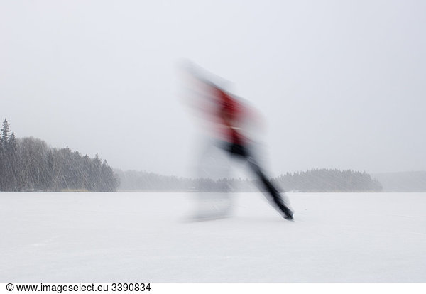 Long-distance skating  Sweden.
