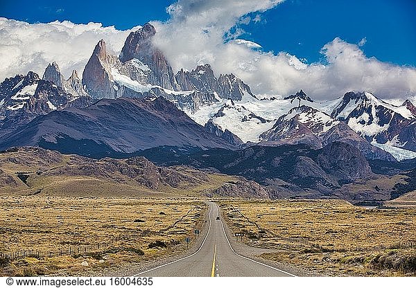 Los Glaciares National Park. Monte Fitz Roy. El Chalten. Santa Cruz province. Patagonia. Argentina.