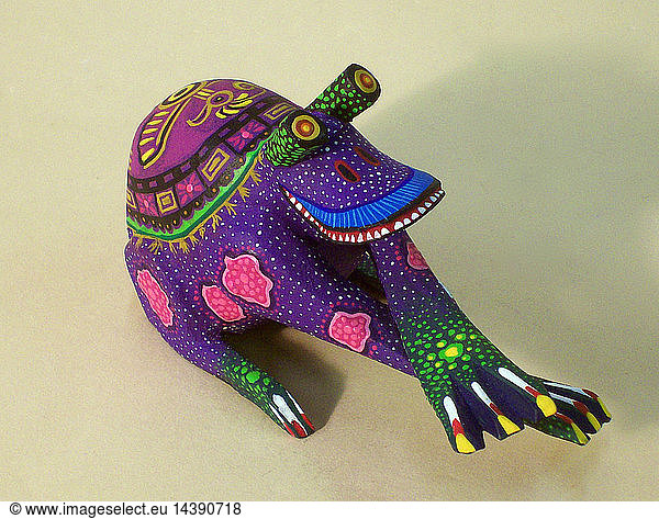 Lucky Mexican frog  from Oaxaca. Its front legs are crossed to bring good luck.