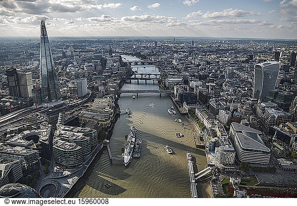 Luftaufnahme der City of London und der Themse.