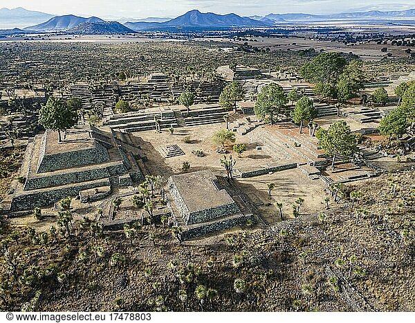 Luftaufnahme der mesoamerikanischen archäologischen Stätte Cantona Puebla Mexiko Mittelamerika