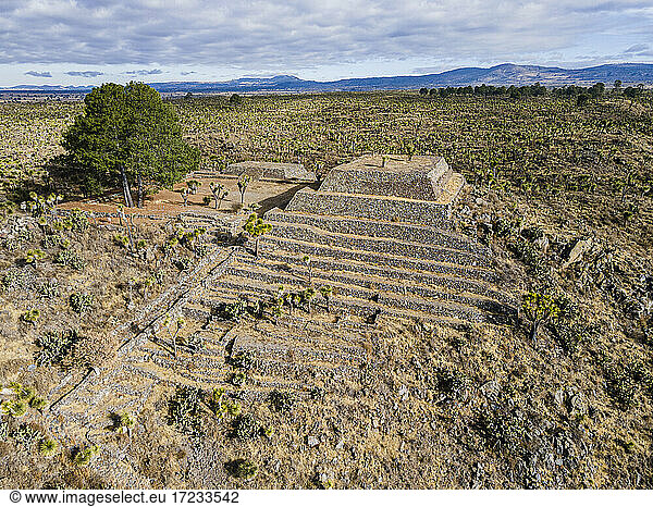 Luftaufnahme der mesoamerikanischen Ausgrabungsstätte von Cantona  Puebla  Mexiko  Nordamerika