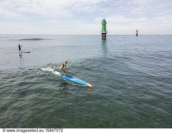 Luftaufnahme der Supersurfer