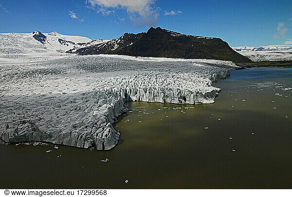 Luftaufnahme des Randes des Vatnajokull - des größten Gletschers Europas
