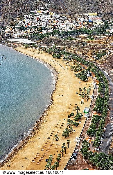 Luftaufnahme und Panoramablick auf den Strand Teresitas und San Andres  Kanarische Inseln  Spanien.