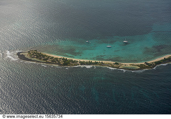 Luftaufnahme von Sandy Island bei Grenada  Karibik