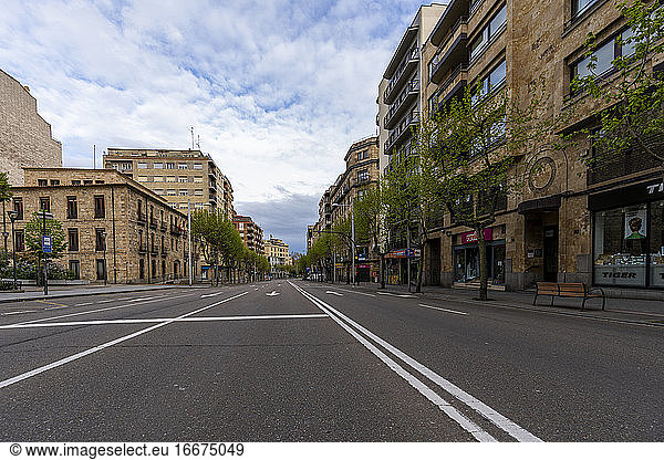 Main avenue Salamanca without people and neither cars during the quara