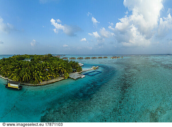 Maldives  North Male Atoll  Lankanfushi  Aerial view of tourist resort on small tropical island