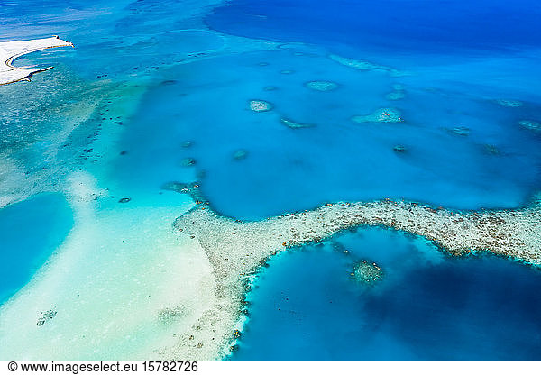Malediven  Luftaufnahme des Korallenriffs im Süd Male Atoll