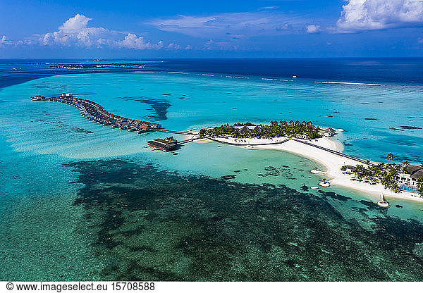 Malediven  Süd Male Atoll  Kaafu Atoll  Luftaufnahme der Resorts