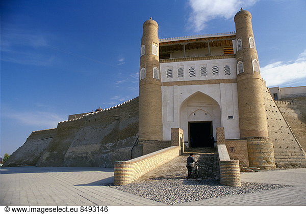Mann  Gebäude  Fahrrad  Rad  Buchara  Zitadelle  Residenz  Usbekistan