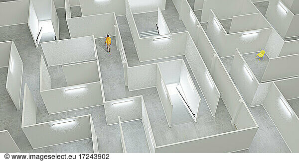 Mann verliert sich in weiß beleuchtetem Labyrinth