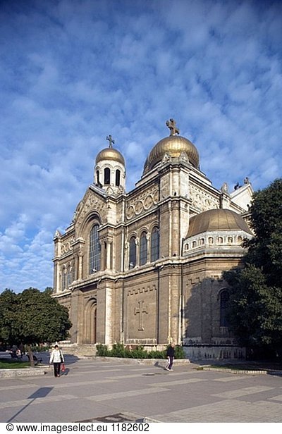 Mariä-Entschlafungs-der Theotokos Kathedrale  Varna. Bulgarien
