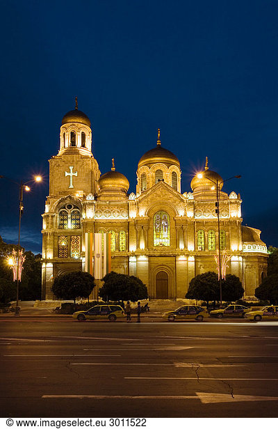 Mariä Himmelfahrt Kathedrale in Varna  Bulgarien  Europa