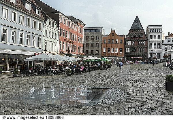 Market Square  Fountain  Minden-Lübbecke  East Westphalia-Lippe  North Rhine-Westphalia  Germany  Europe