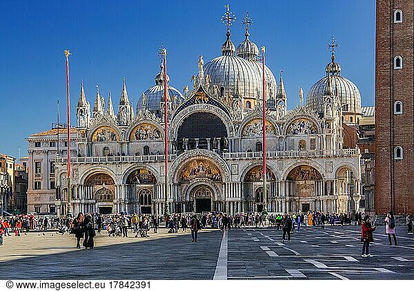 Markusplatz mit Markusdom  Venedig  Venetien  Adria  Norditalien  Italien  Europa