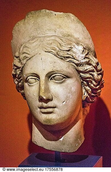 Marmorkopf einer Frau  Perge  2. Jhd. Archäologisches Museum  Antalya  Türkei  Antalya  Türkei  Asien