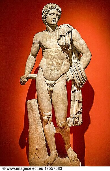 Marmorstatue des Apollo  Perge  2. Jhd. Halle der Götter  Archäologisches Museum  Antalya  Türkei  Antalya  Türkei  Asien