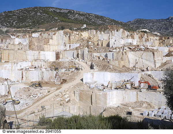 Marmorsteinbruch bei Orosei  Golf von Orosei  Ostküste  Sardinien  Italien  Europa