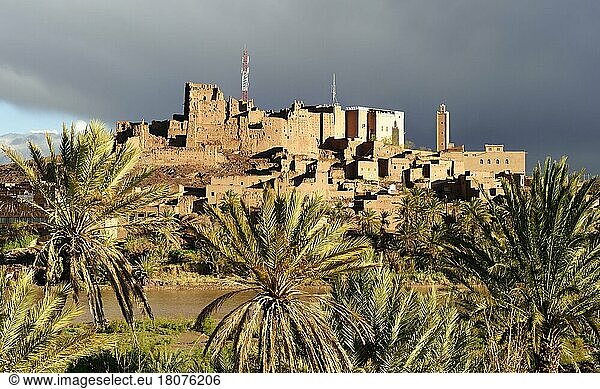 Marokko  Kasbah Tiffoultoute bei Ouarzazate  Afrika