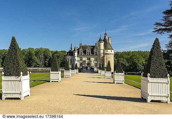 Marques Tower at Chateau de Chenonceau  Loire Valley  Indre et loire department  Centre-Val de Loire  France  Europe