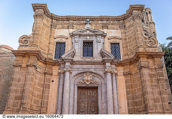 Martorana-Kirche auf der Piazza Bellini in der süditalienischen Stadt Palermo  der Hauptstadt der autonomen Region Sizilien.