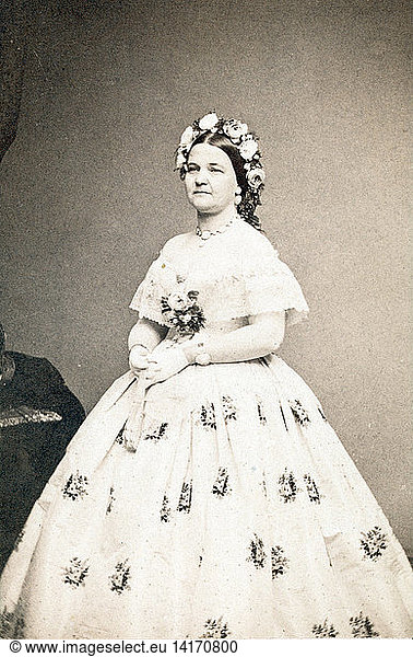 Mary Todd Lincoln  First Lady