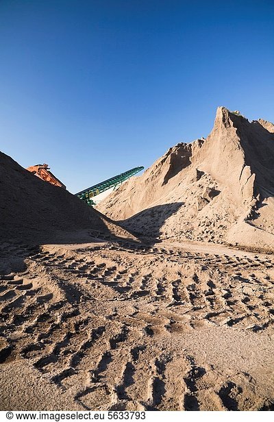 Maschine  Sand  Reifenspur  Kanada  Quebec  Sandkasten