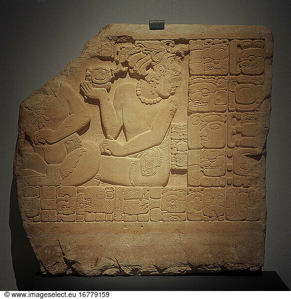 Mayan culture 
Late classic  around 600–900 AD.
– Back of a throne. –
(Left: Muyal Hix Chaak  Regent of Pomoná).
Limestone. Origin: Pomoná  Tabasco. Tenosique  INAH Museo de Sitio de Pomoná.