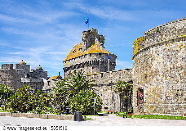 Medieval fortified Chateau Saint-Malo castle  Saint-Malo  Brittany  France