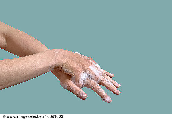 Medizinisches Verfahren zum Händewaschen. Sauber halten