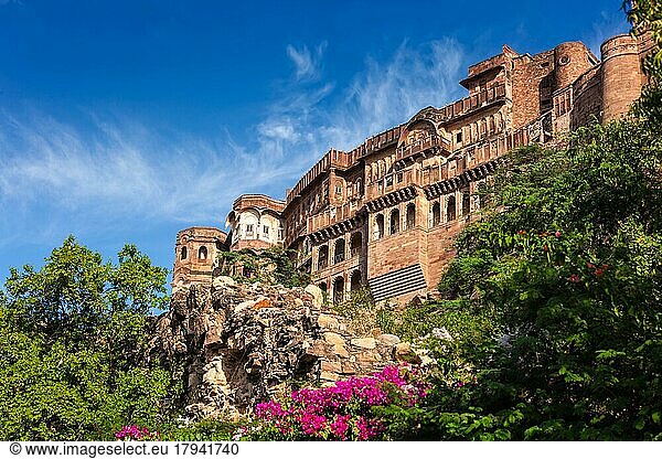 Mehrangarh Fort  berühmte Touristenattraktion und Wahrzeichen. Jodhpur  Rajasthan  Indien  Asien
