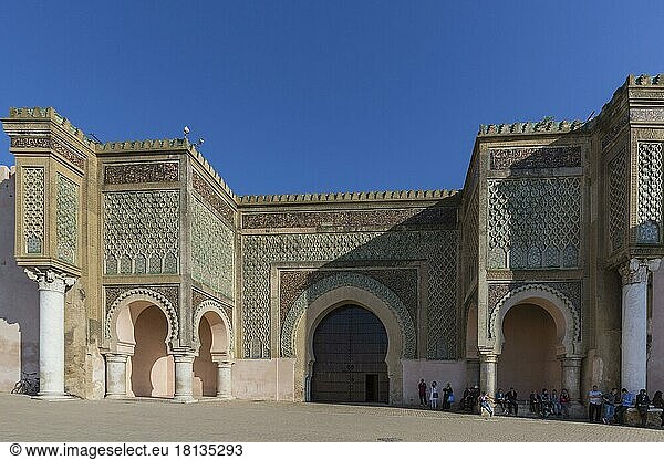 Meknes  Stadttor Bab Mansour  Marokko  Afrika